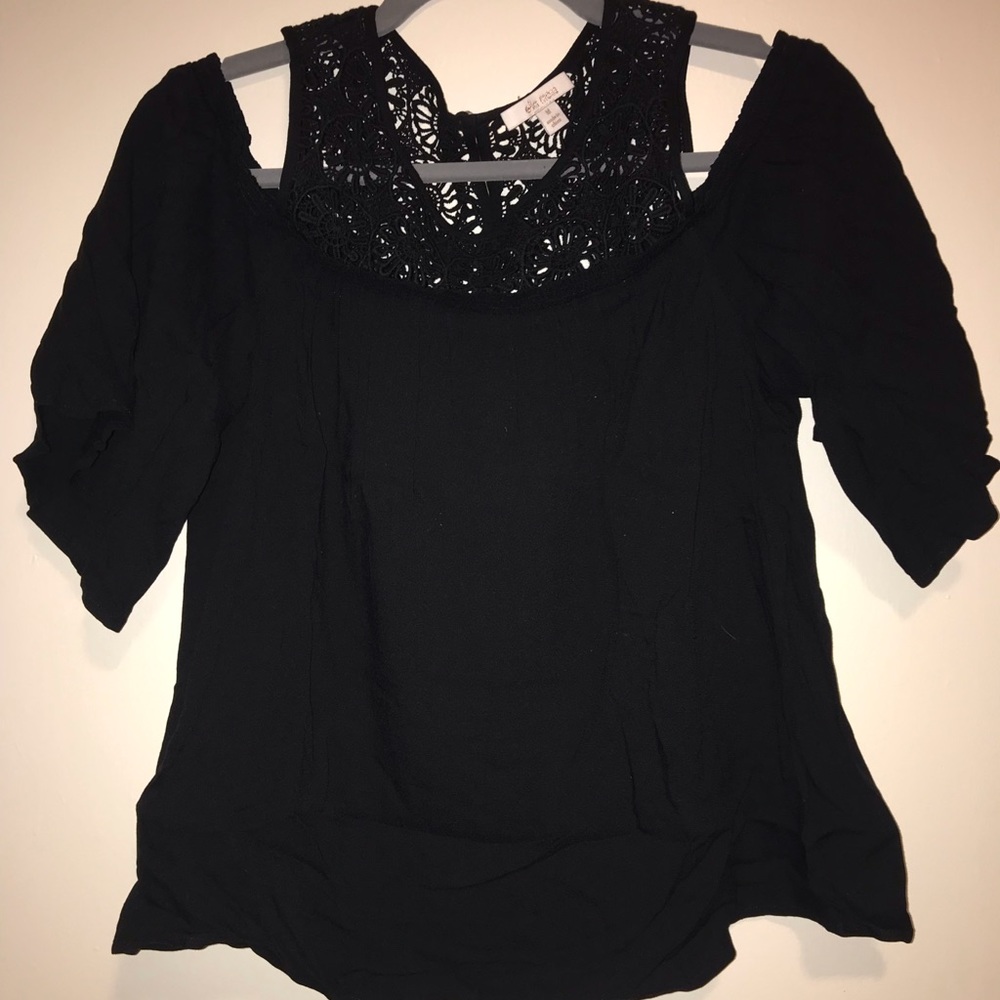 Ella Moss cold-shoulder black short sleeve blouse